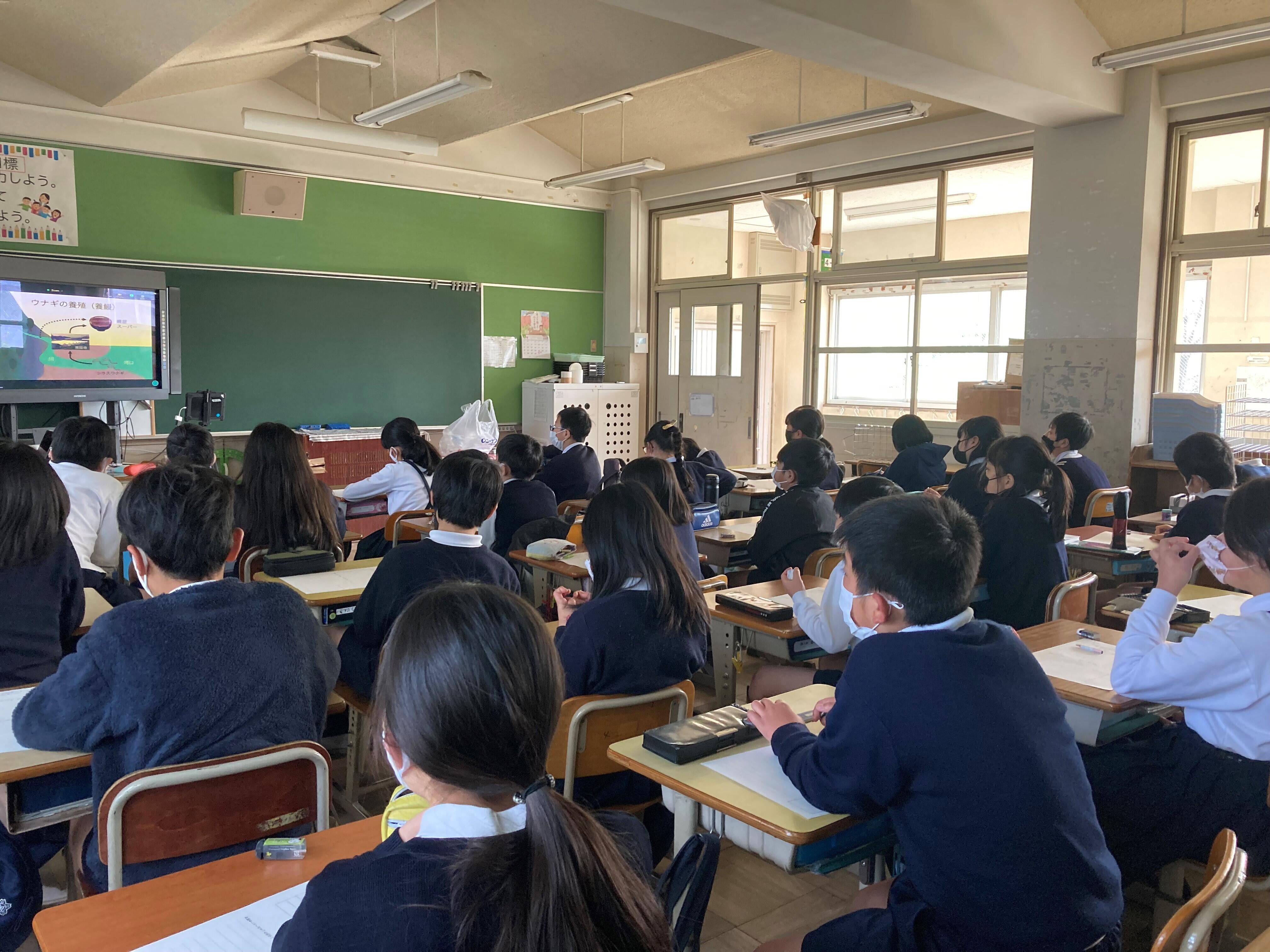 【うなぎキャラバン】寝屋川市立第五小学校で開催｜活動レポート｜一般財団法人 鰻の食文化と鰻資源を守る会